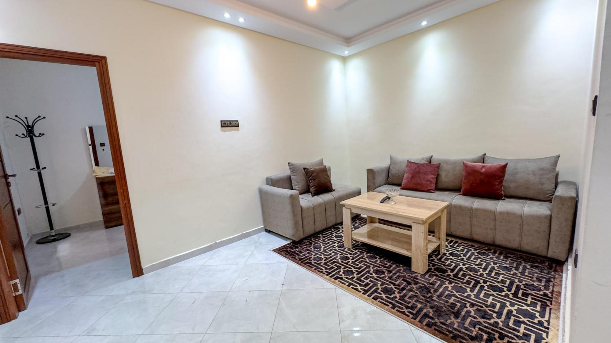 Appartement Spacieux Et Calme A Proximite De La Mer Et La Gare Agdal 拉巴特 外观 照片