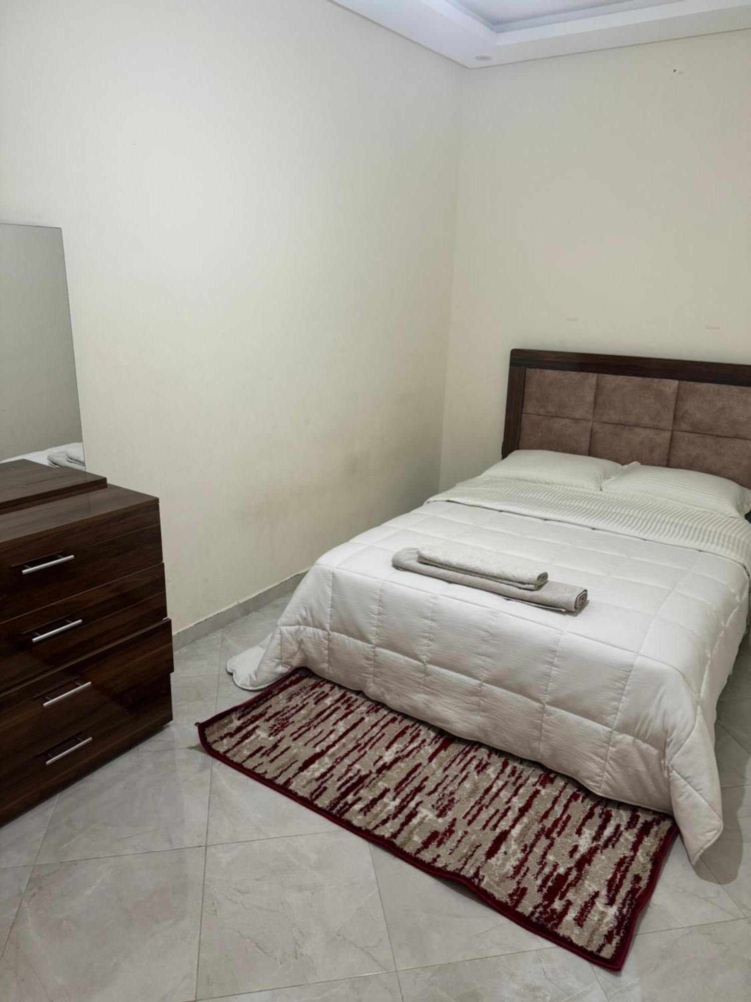 Appartement Spacieux Et Calme A Proximite De La Mer Et La Gare Agdal 拉巴特 外观 照片