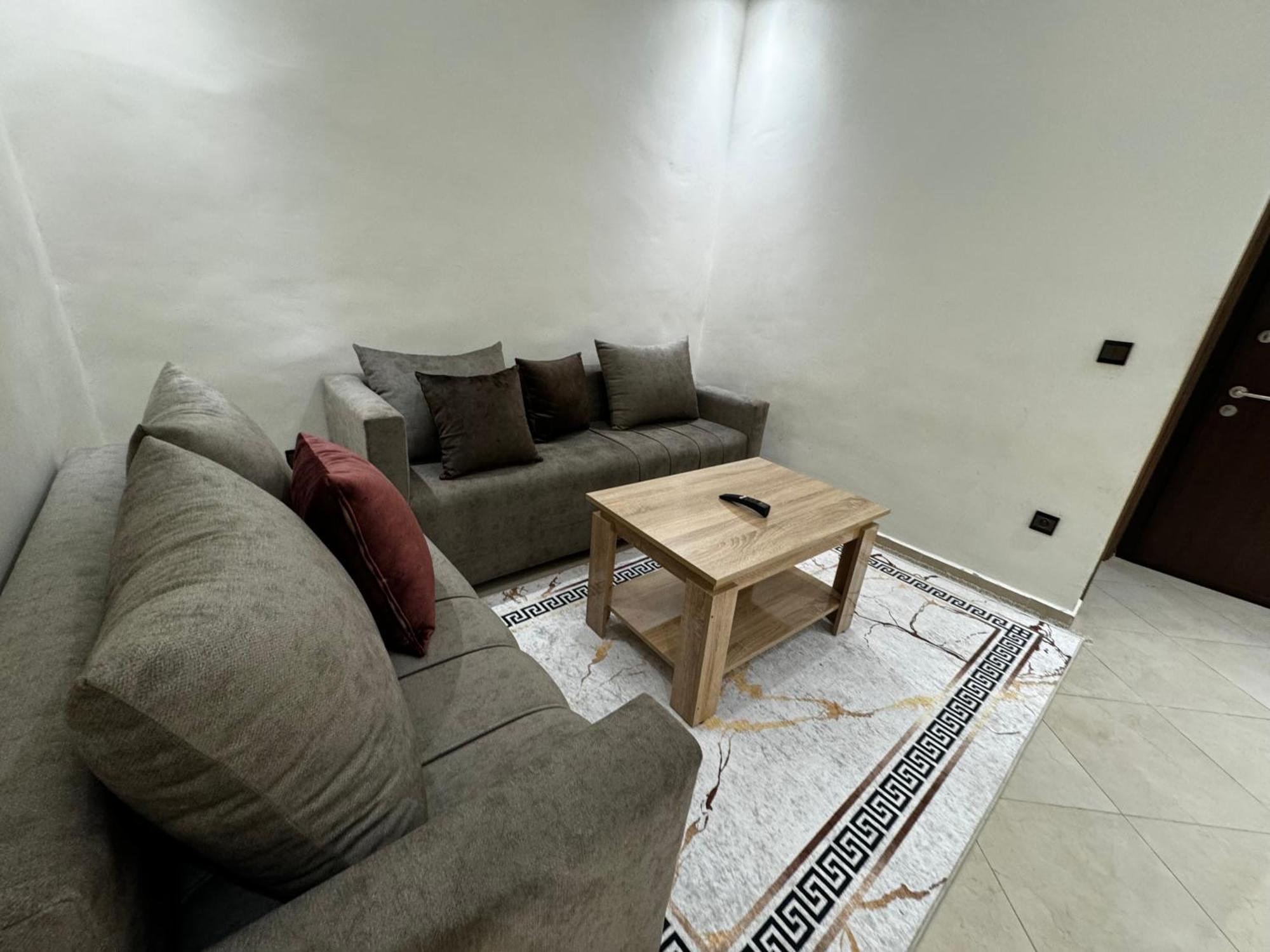 Appartement Spacieux Et Calme A Proximite De La Mer Et La Gare Agdal 拉巴特 外观 照片